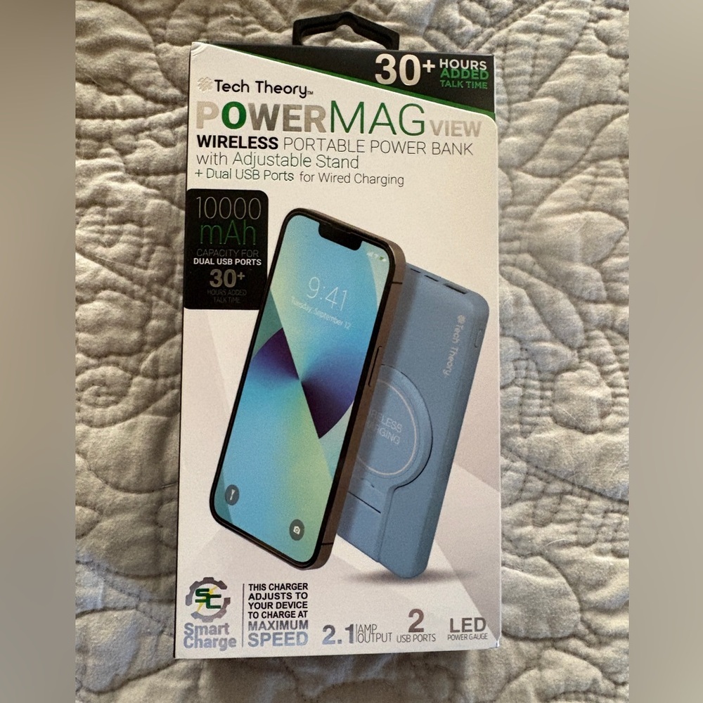 Tech Theory. WIRELESS PORTABLE POWER BANK with Adjustable Stand + Dual USB White